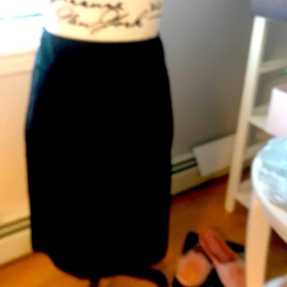 Black skirt